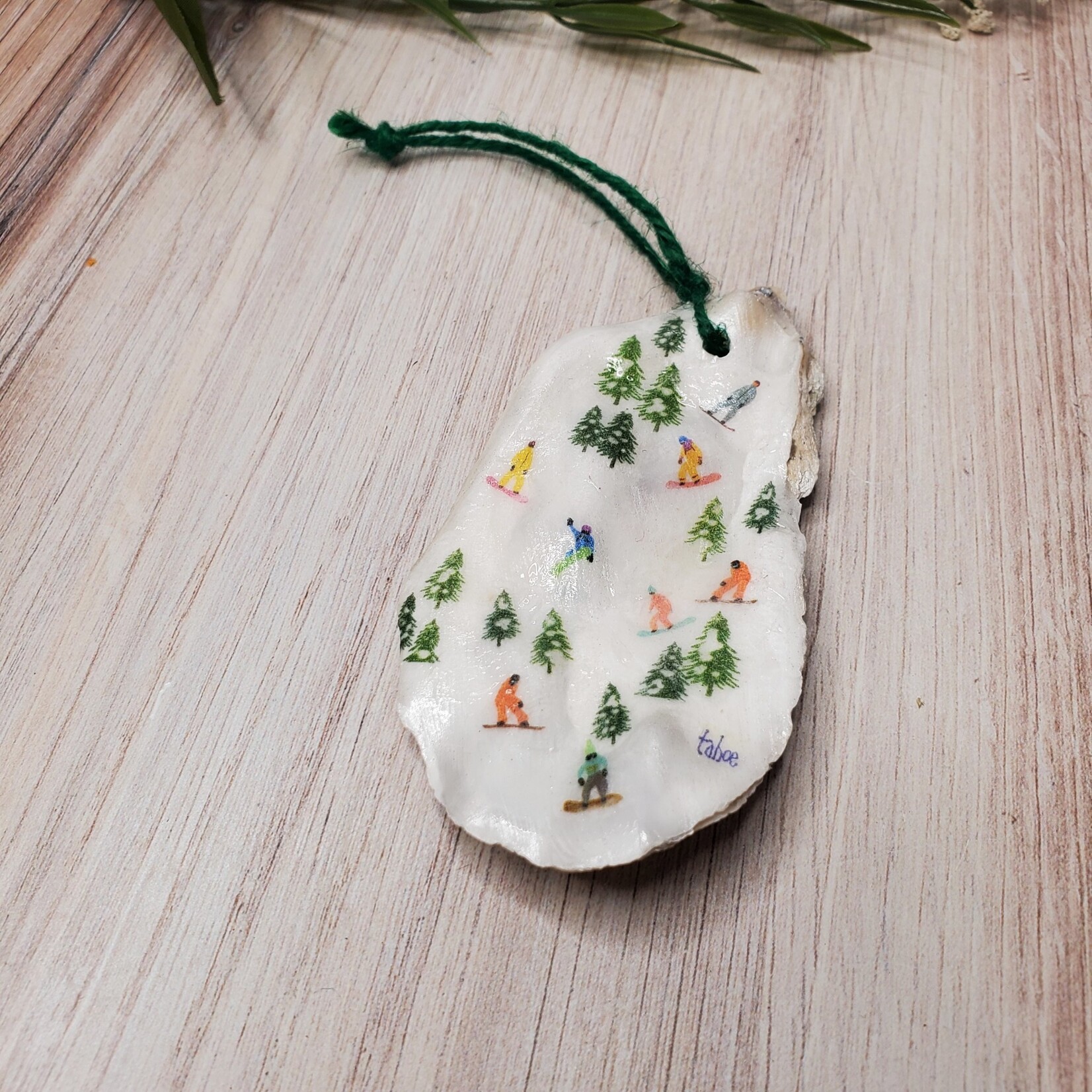 Sue Pemberton Oyster Shell Ski Ornament- Smalls