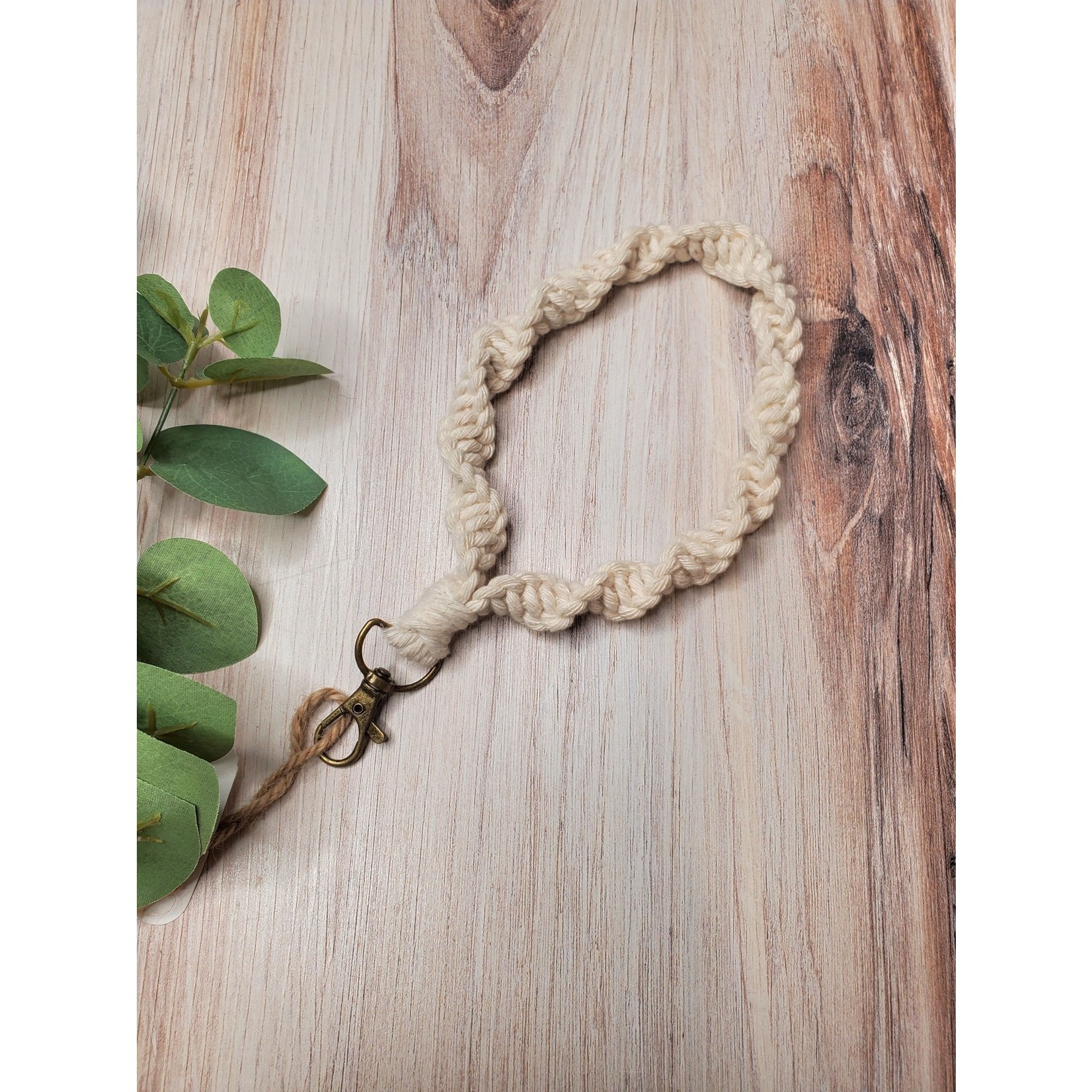 Tian Design & Handcraft Macrame Wristlet